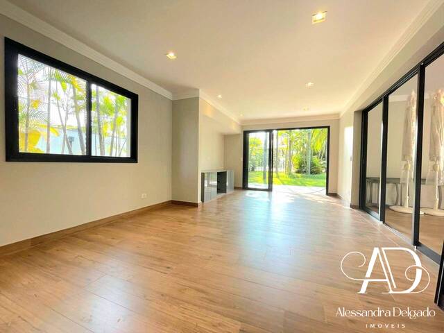 Casa para Venda em Santana de Parnaíba - 5