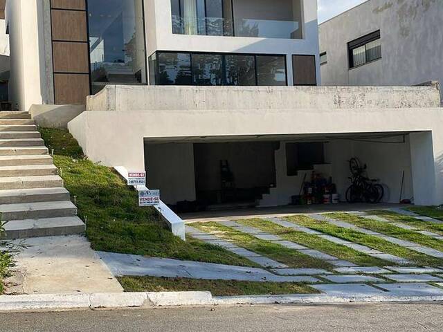 #44 - Casa para Venda em Santana de Parnaíba - SP