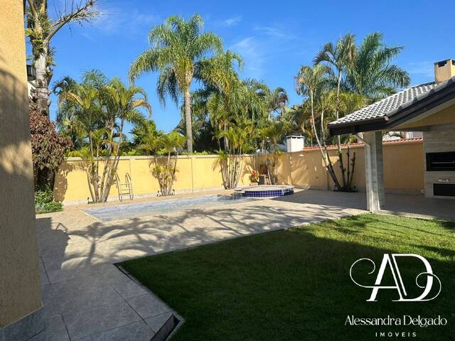 #48 - Casa em condomínio para Venda em Santana de Parnaíba - SP