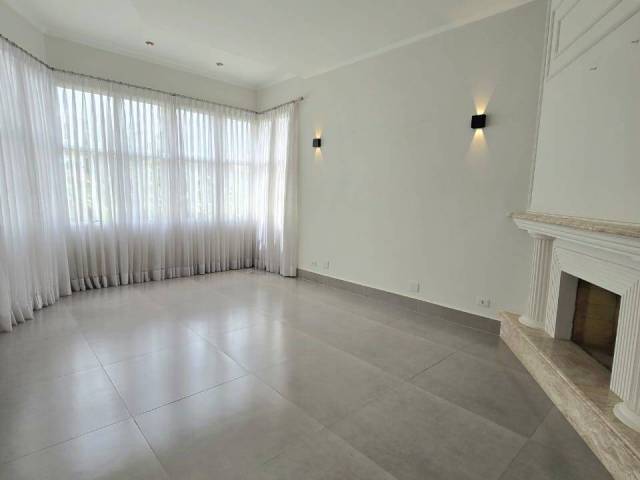 #62 - Casa para Venda em Santana de Parnaíba - SP