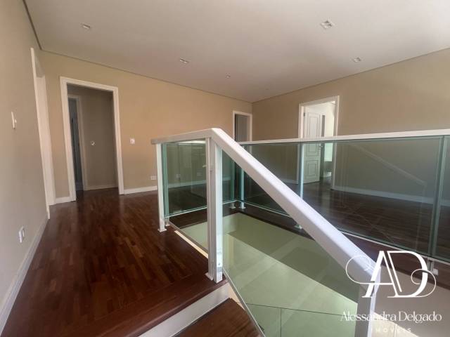 #67 - Casa para Venda em Santana de Parnaíba - SP