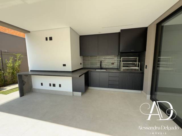 Casa para Venda em Santana de Parnaíba - 5