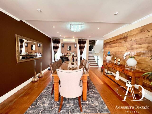 Casa para Venda em Santana de Parnaíba - 5