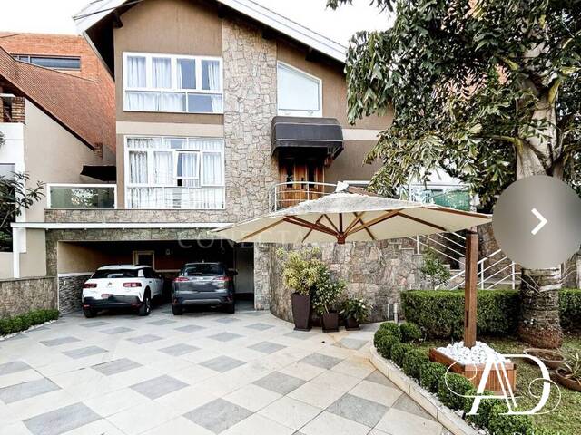 Casa para Venda em Santana de Parnaíba - 3