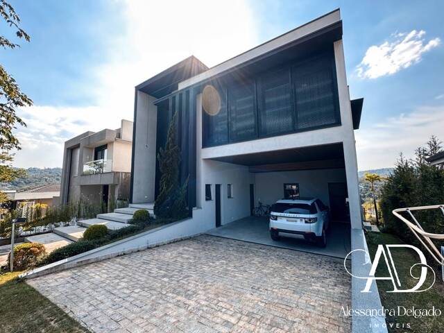 #92 - Casa para Venda em Santana de Parnaíba - SP