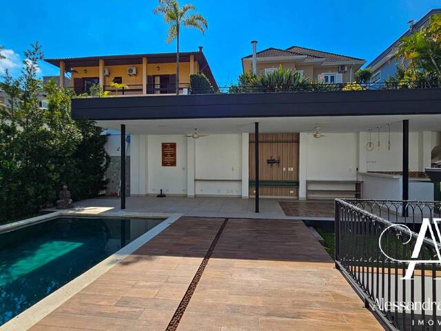 #101 - Casa para Venda em Santana de Parnaíba - SP
