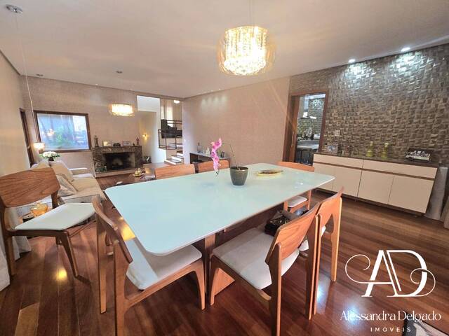 Casa para Venda em Santana de Parnaíba - 3