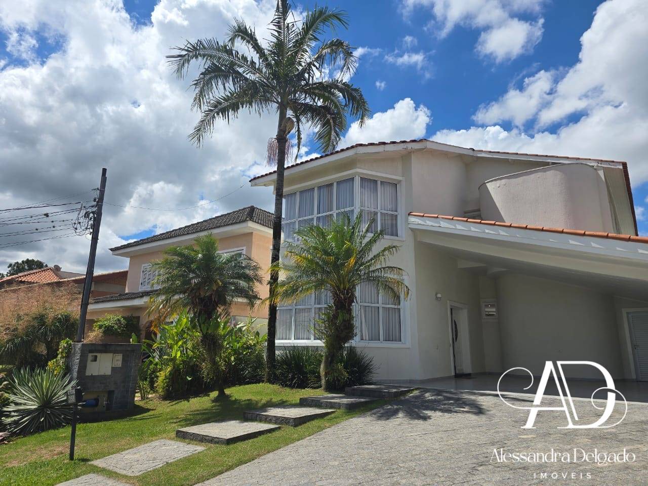 Casa, 4 quartos, 373 m² - Foto 1