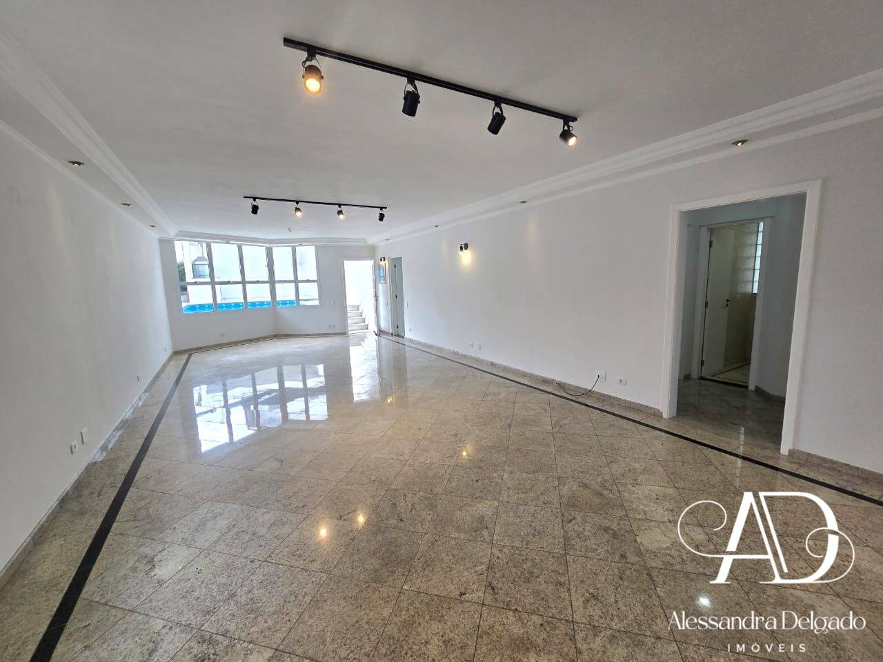 Casa, 4 quartos, 373 m² - Foto 3