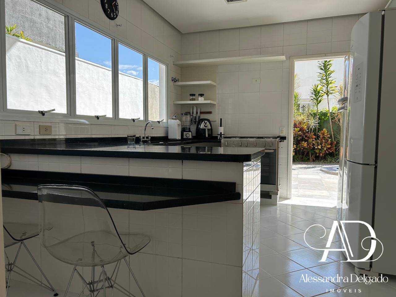 Casa, 4 quartos, 278 m² - Foto 4