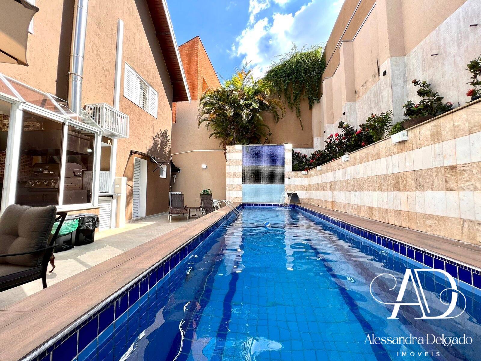 Casa, 5 quartos, 360 m² - Foto 2