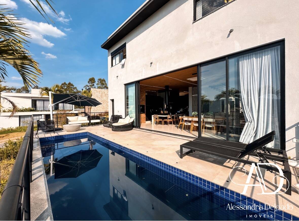 Casa, 4 quartos, 347 m² - Foto 1