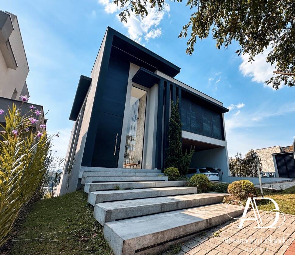 Casa, 4 quartos, 347 m² - Foto 2