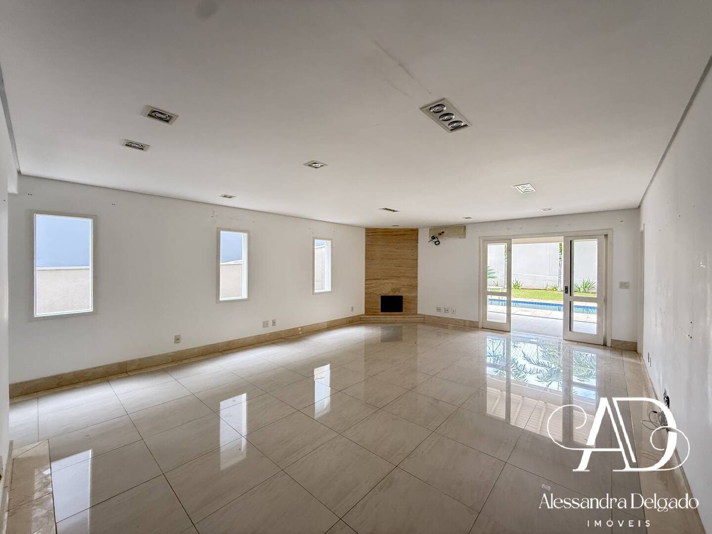 Casa, 4 quartos, 250 m² - Foto 2