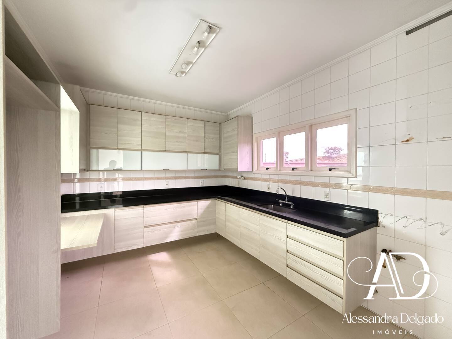 Casa, 4 quartos, 250 m² - Foto 3