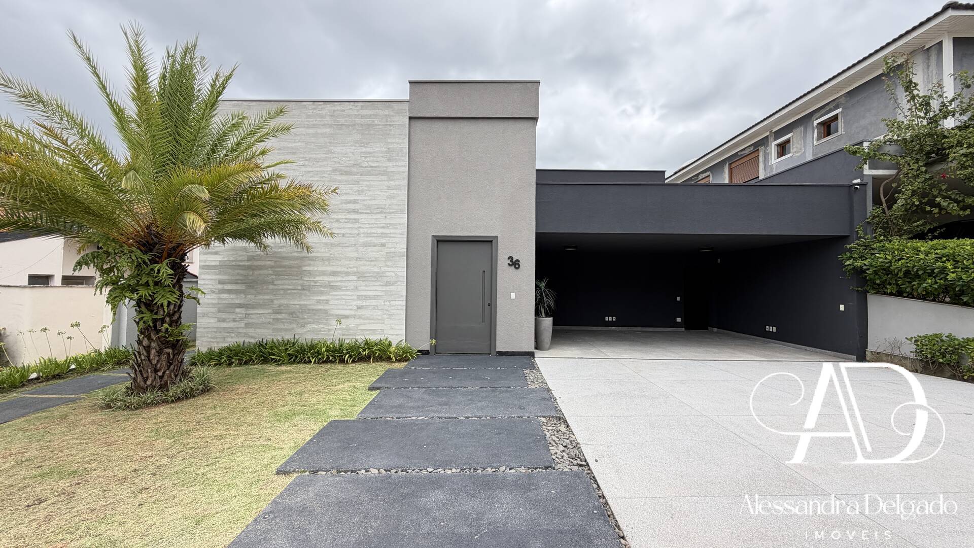 Casa, 5 quartos, 350 m² - Foto 1