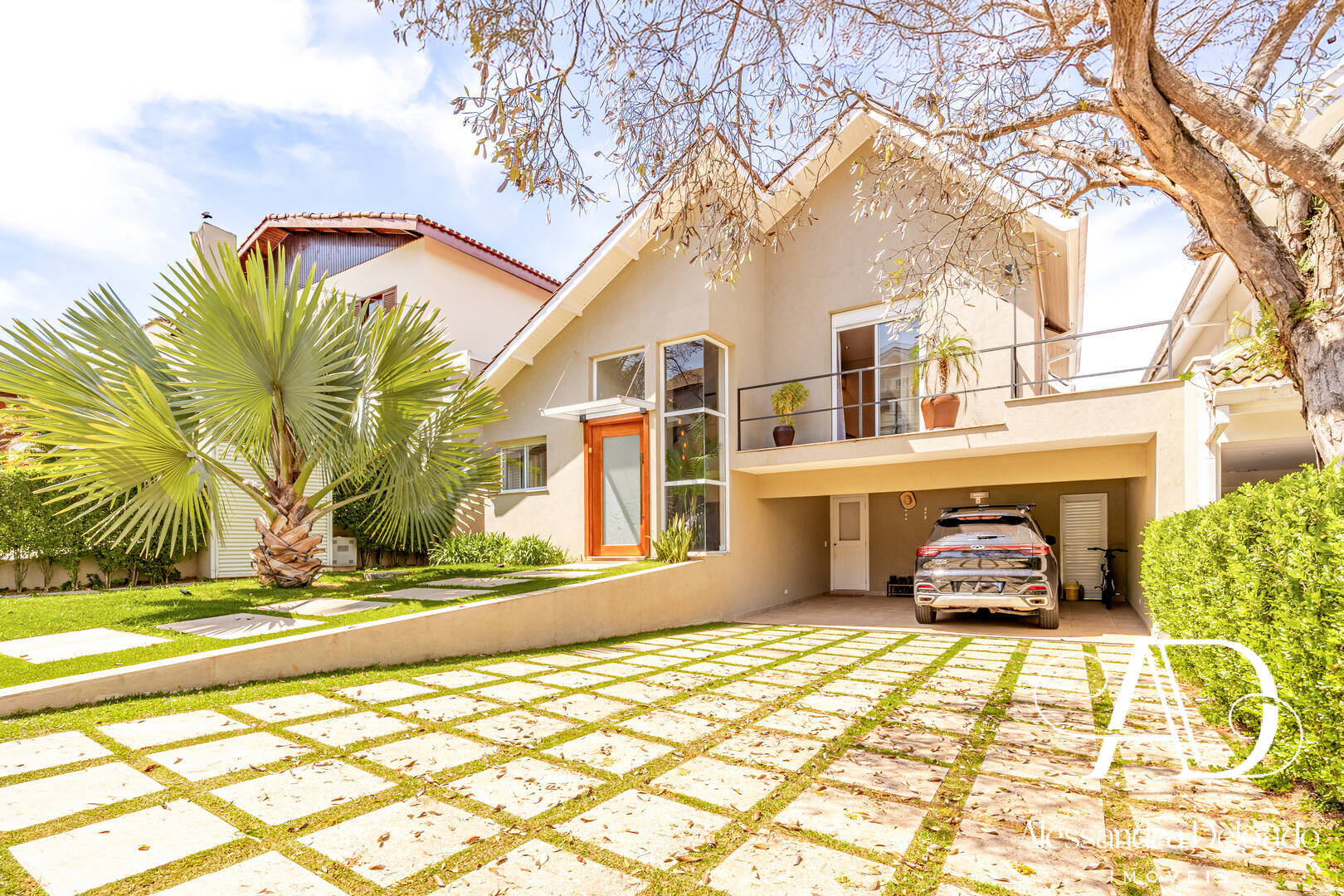 Casa, 4 quartos, 297 m² - Foto 1